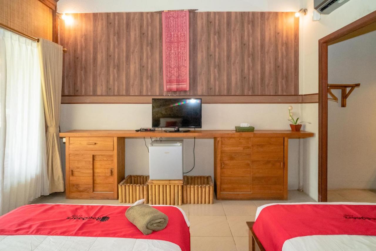 Reddoorz Plus @ Raya Senggigi Lombok Exterior photo